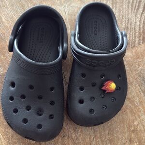 Youth Size c9 crocs in black